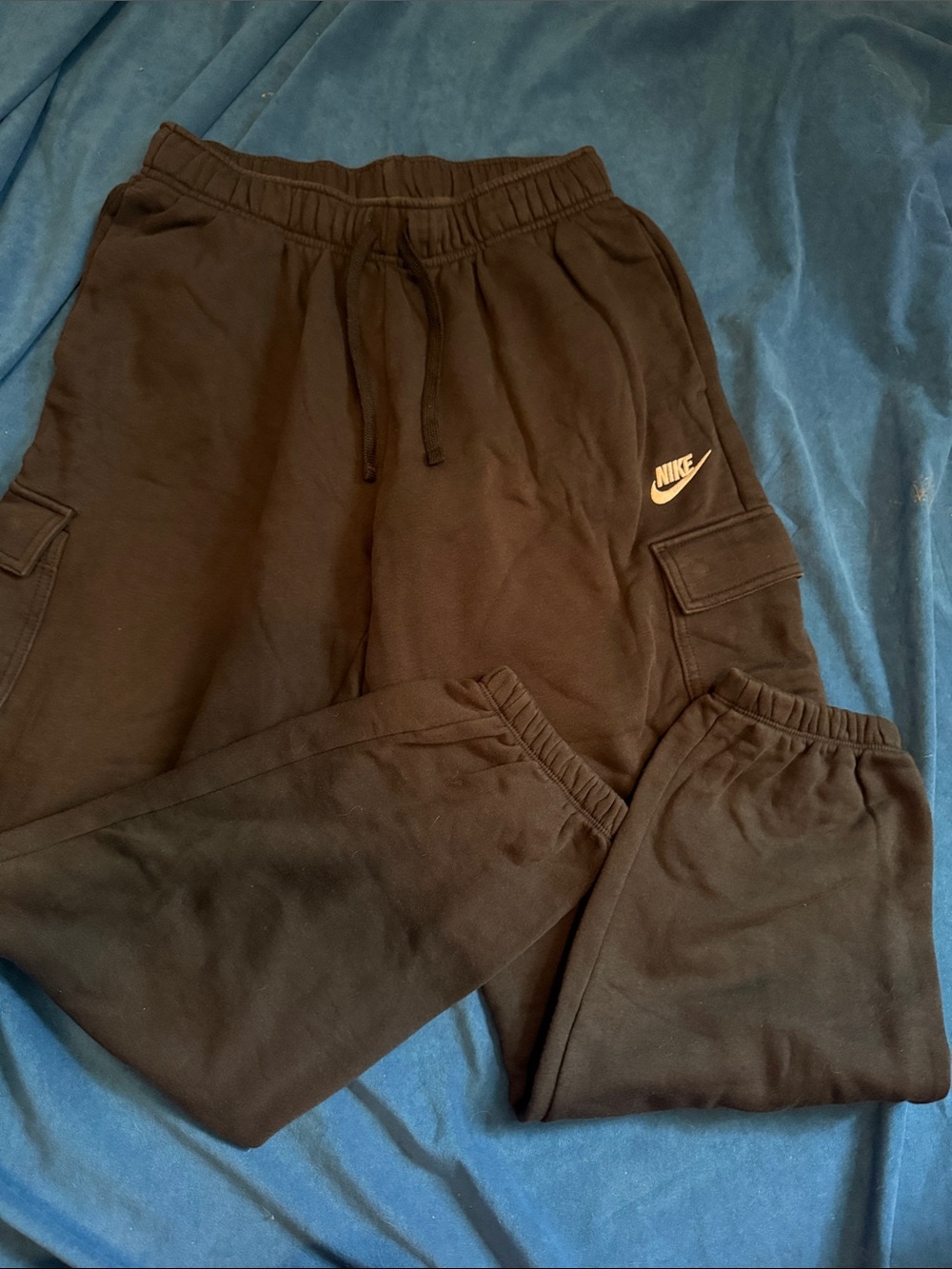 Nike men’s size small  Black Cargo Sweatpants - Comfortable Athletic Bottoms